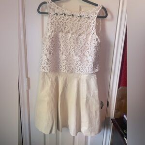 Alice &Olivia leather and lace dress cream in color mini dress size 12